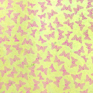 Papier Lokta sérigraphié - Papillons - rose sur jaune